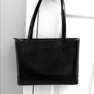 Black leather Gucci handbag